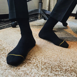 Men's Mid-length Black Socks