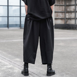 Pleated Straight-leg Pants