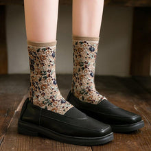 Load image into Gallery viewer, Winter  Ethnic Cute Floral Socks
