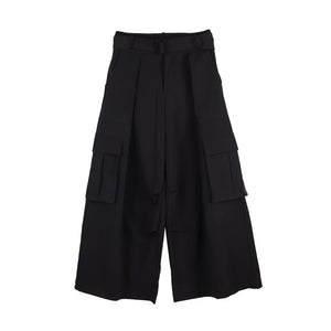 Three-dimensional Pocket Wide-leg Trouser