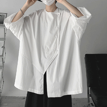 Load image into Gallery viewer, Asymmetric Three Quarter Sleeve Shirt
