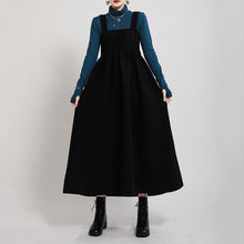 Load image into Gallery viewer, Woolen Pleated Strappy Dress
