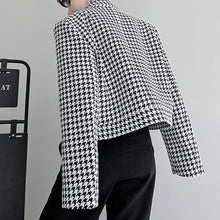 Load image into Gallery viewer, Metal Buckle Cropped Blazer
