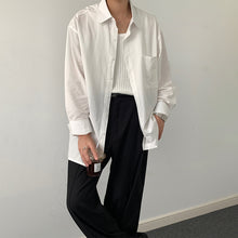 Load image into Gallery viewer, Pleated Pocket Solid Shirt
