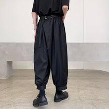 Load image into Gallery viewer, Pleated Cuffed Loose Cropped Pants
