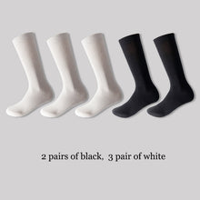 Load image into Gallery viewer, Black White Mid-length Socks
