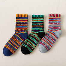 Load image into Gallery viewer, Men&#39;s Retro Ethnic Socks
